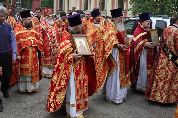 Храм великомученицы Ирины в Покровском