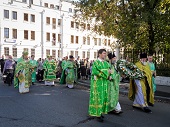 http://www.bogoyavlenskoe.ru/dataphotos/c/c3/c3f643442ed1f93e171b60ad76eb3935.jpg